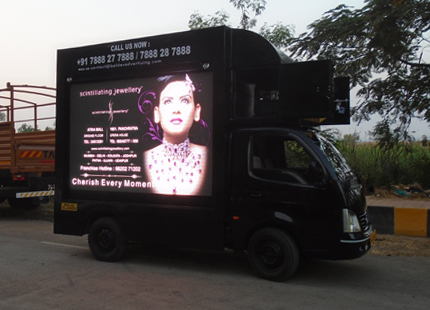 Outdoor Media Advertising, Auto Rickshaw Branding